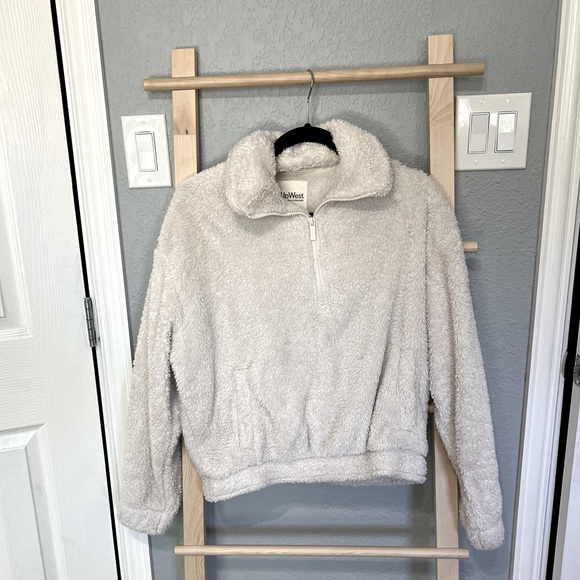 UpWest Sherpa quarter zip, size XS, in EUC! - Picture 1 of 10